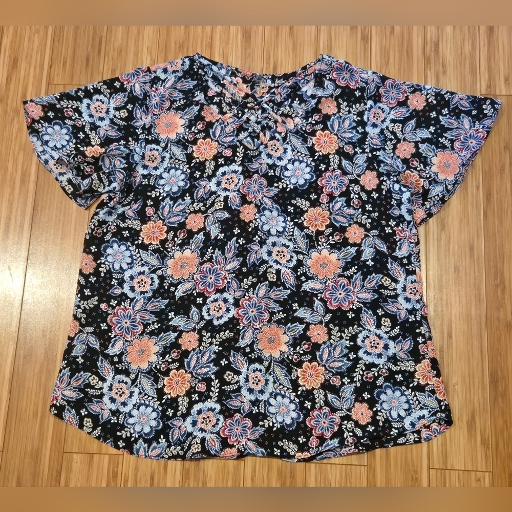NWOT Sami & Jo Floral Top